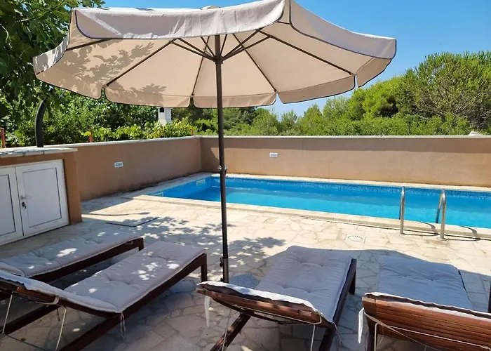 Apartments Bagic